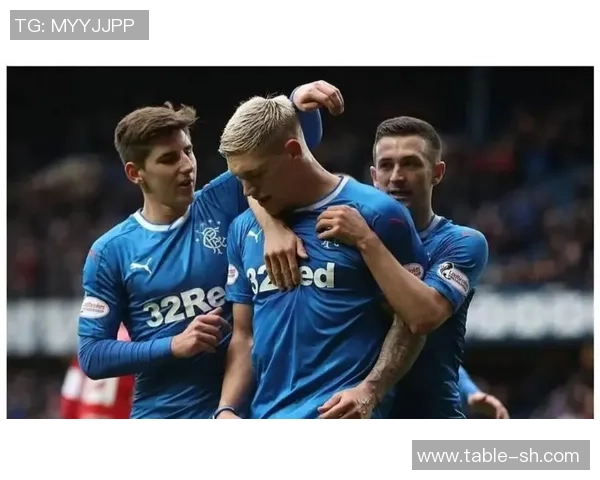 025哈德斯与卢顿对决进球数定格在两球之上